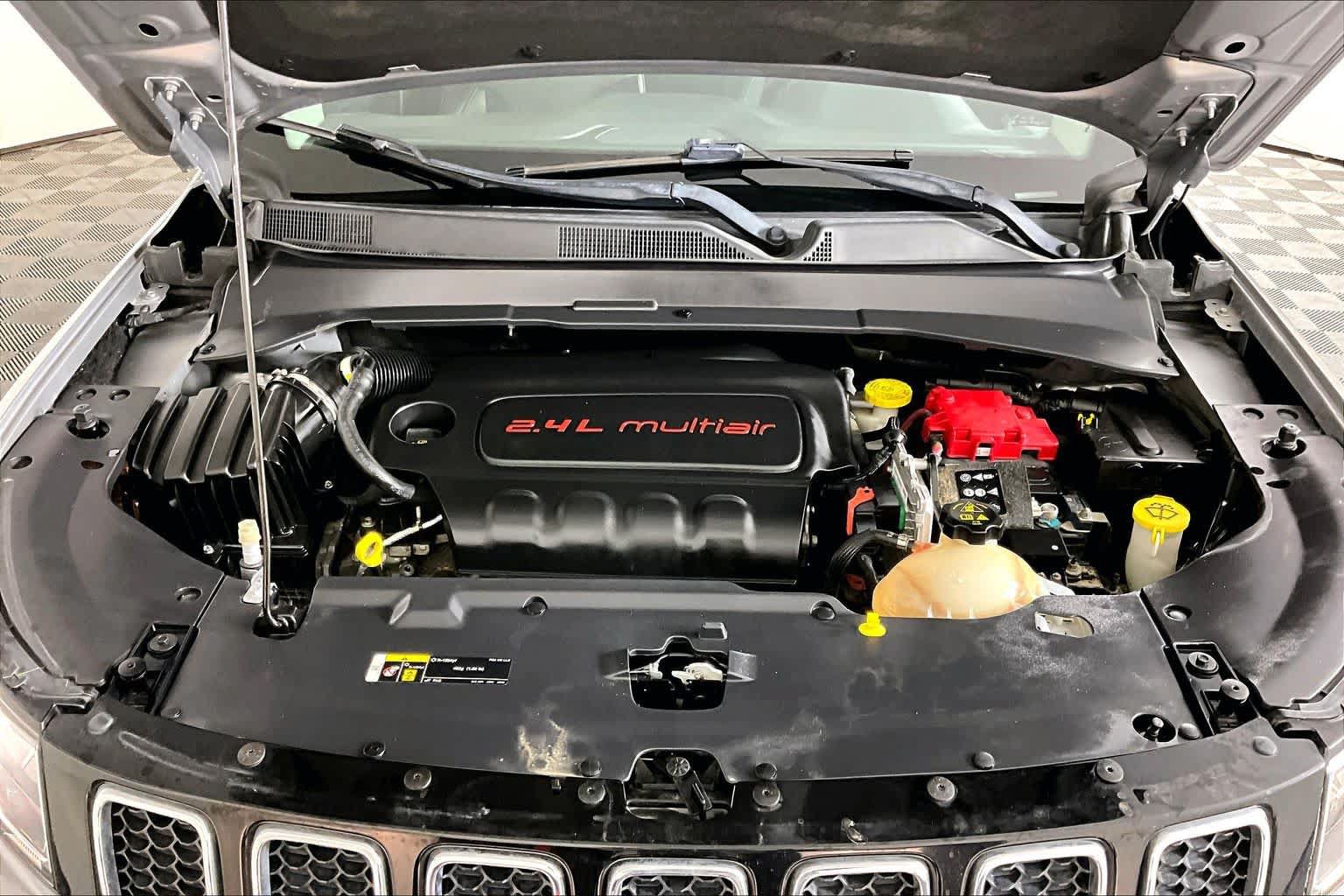 Used 2021 Jeep Compass Latitude FWD image 27