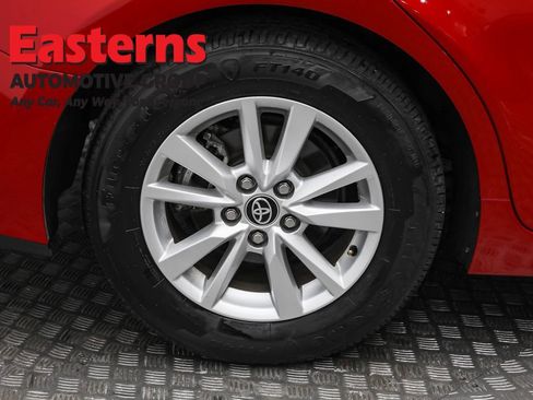 Used 2025 Toyota Camry LE image 29