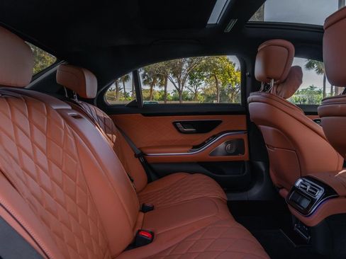 Used 2023 Mercedes-Benz S 580 4MATIC Sedan image 24