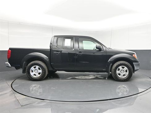 Used 2007 Nissan Frontier SE w/ SE Value Truck Pkg image 4