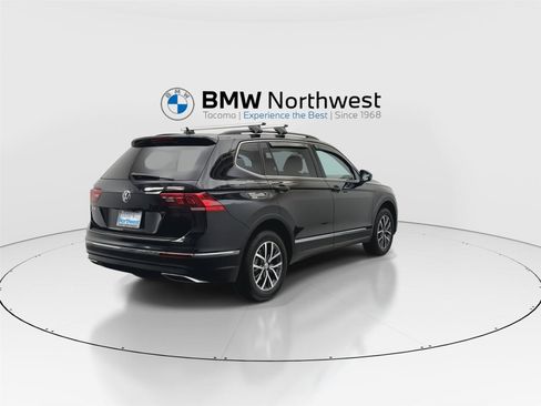 Used 2020 Volkswagen Tiguan SE image 3