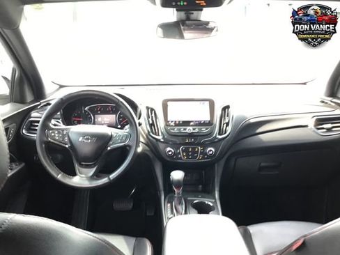 Used 2022 Chevrolet Equinox RS w/ RS Leather Package FWD image 15