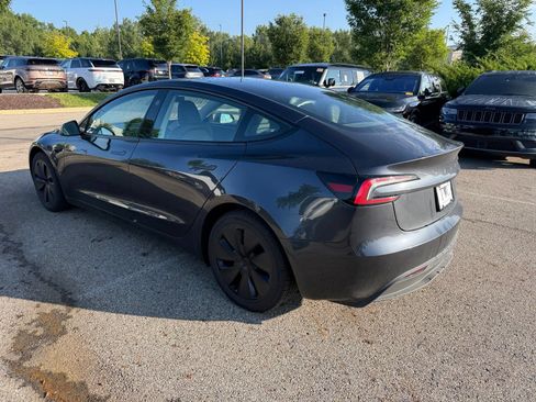 Used 2024 Tesla Model 3 Standard Range RWD image 7