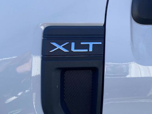 Used 2024 Ford Maverick XLT image 12