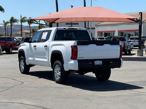 Used 2025 Toyota Tundra SR5 AWD/4WD image 8