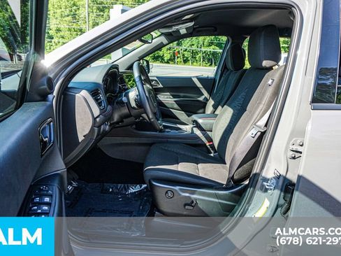 Used 2025 Dodge Durango GT RWD image 20