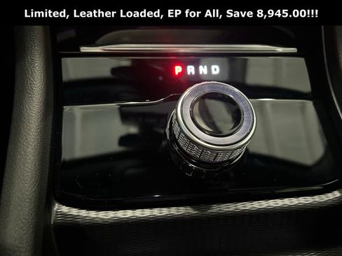 New 2025 Jeep Grand Cherokee L Limited w/ Luxury Tech Group II RWD image 28