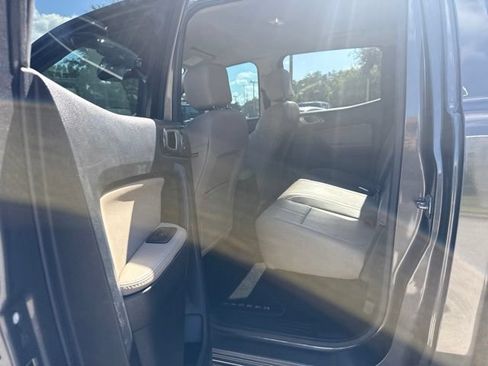 Used 2019 Ford Ranger Lariat w/ Technology Package RWD image 14