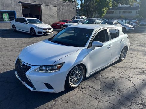 Used 2016 Lexus CT 200h FWD image 10