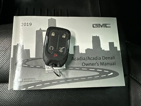 Used 2019 GMC Acadia SLT AWD/4WD image 40