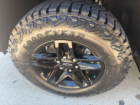 New 2026 Chevrolet Silverado 1500 Custom Trail Boss AWD/4WD image 28