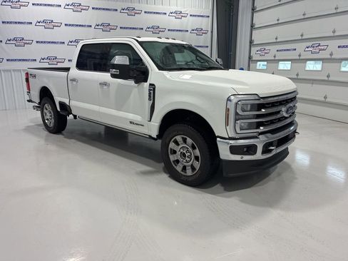 Used 2024 Ford F250 King Ranch w/ Chrome Package AWD/4WD image 19