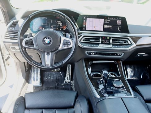 Used 2019 BMW X5 xDrive40i w/ M Sport Package AWD/4WD image 17