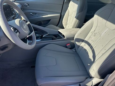 New 2025 Hyundai Elantra Sport image 9
