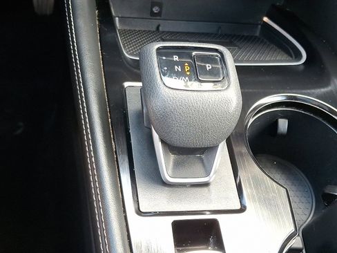 Certified 2022 Nissan Rogue Platinum w/ Head-Up Display Package image 16