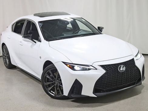 Used 2022 Lexus IS 350 F Sport image 6