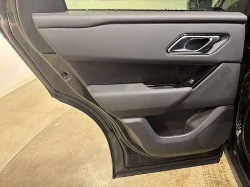New 2026 Land Rover Range Rover Velar Dynamic SE image 20