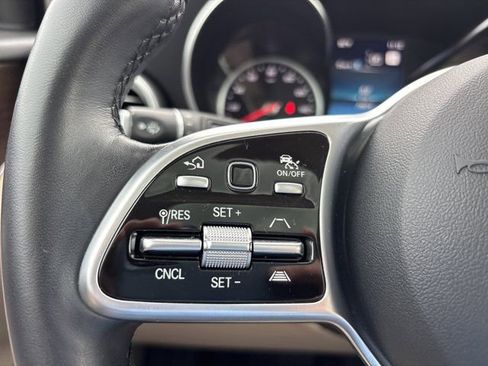 Used 2021 Mercedes-Benz GLC 300 4MATIC image 31