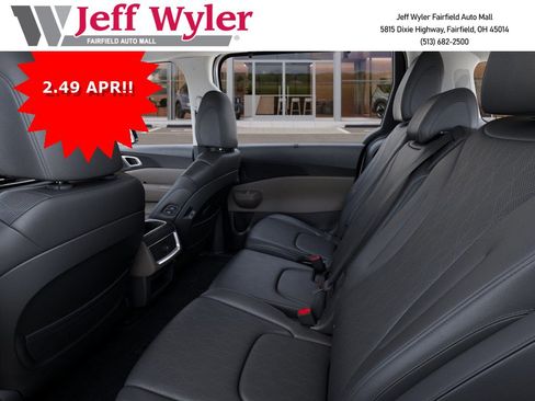 New 2026 Kia Carnival EX image 19