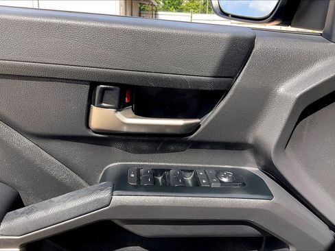 Used 2025 Toyota Tacoma TRD Sport RWD image 34
