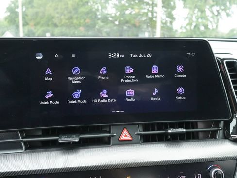 Certified 2025 Kia Sportage SX FWD image 35