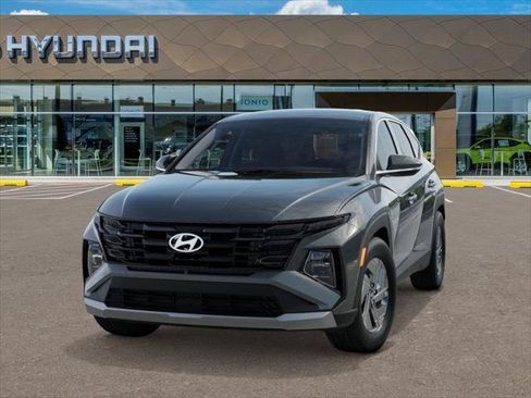 New 2026 Hyundai Tucson Blue SE FWD image 6