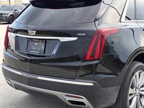 Certified 2024 Cadillac XT5 Premium Luxury FWD image 11