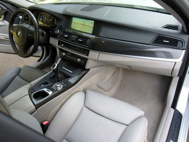 Used 2013 BMW 550i Sedan RWD image 26
