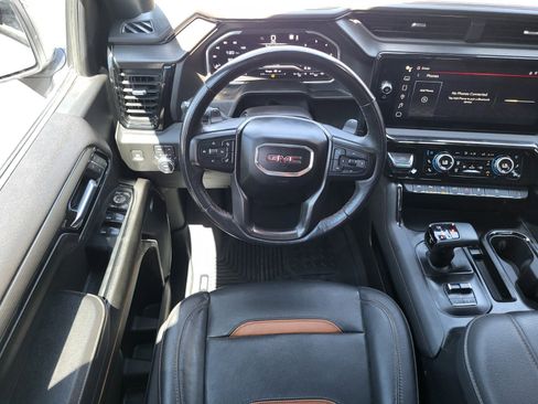 Used 2023 GMC Sierra 1500 AT4 w/ AT4 Premium Package image 15