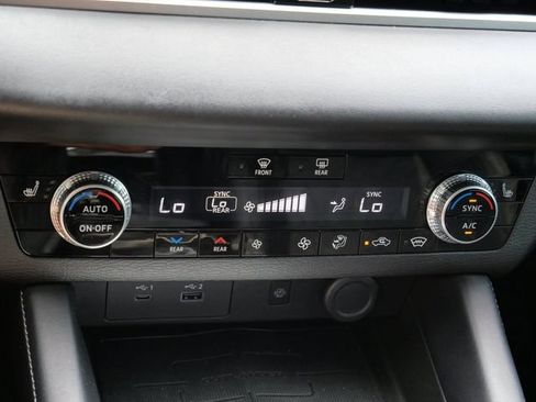 Used 2022 Mitsubishi Outlander SEL AWD/4WD image 23