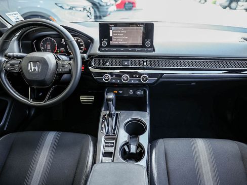 Used 2023 Honda Civic Sport image 17