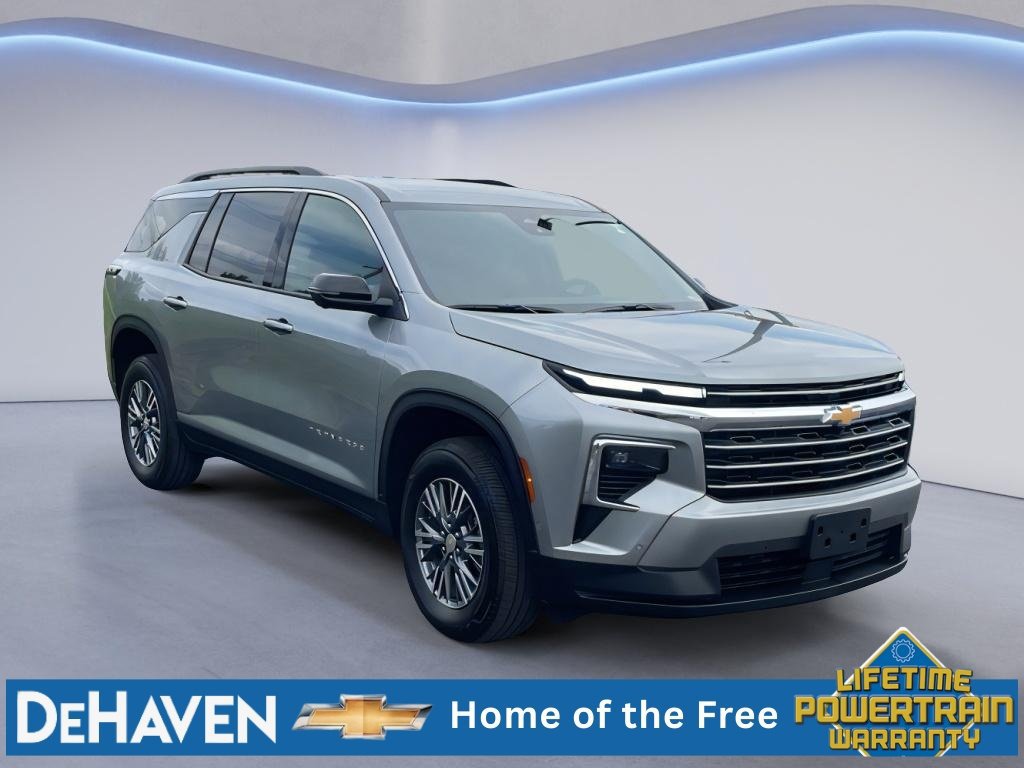 Used 2026 Chevrolet Traverse LT w/ Enhanced Driving Package AWD/4WD image 8