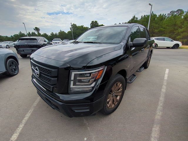 Used 2024 Nissan Titan SV w/ SV Bronze Edition Package RWD image 3