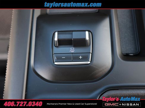 Used 2024 GMC Sierra 2500 AT4X AWD/4WD image 30