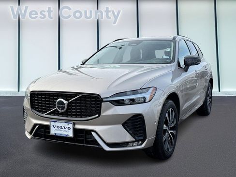 Certified 2025 Volvo XC60 B5 Plus image 9