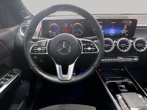 Used 2023 Mercedes-Benz EQB 350 4MATIC SUV image 5
