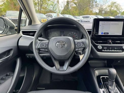 Used 2023 Toyota Corolla LE FWD image 22