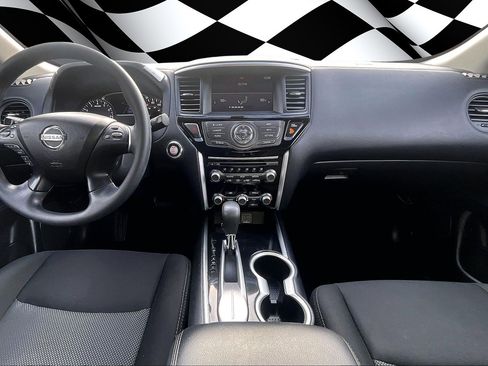 Used 2020 Nissan Pathfinder S image 15