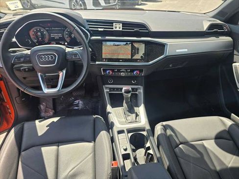 Used 2025 Audi Q3 2.0T Premium Plus w/ Premium Plus Package AWD/4WD image 21