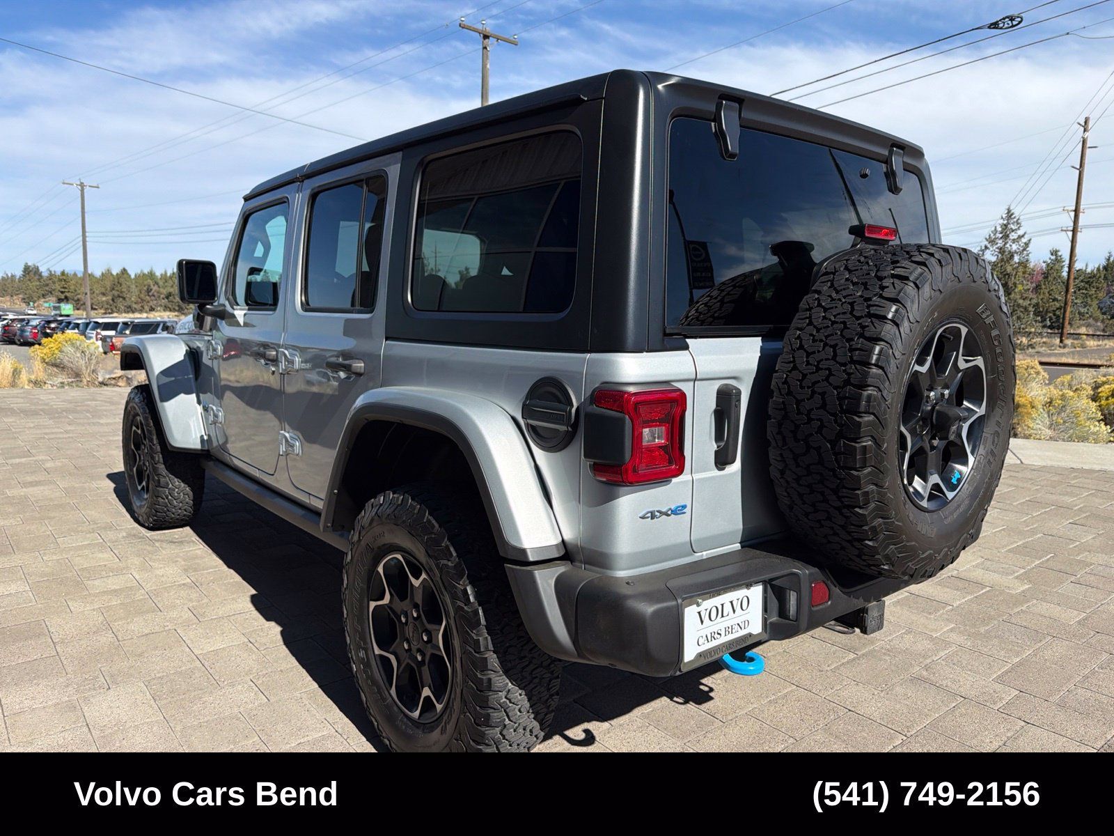 Used 2023 Jeep Wrangler Unlimited Rubicon 4xe w/ Steel Bumper Group AWD/4WD image 5
