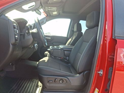 Used 2022 Chevrolet Silverado 1500 Custom w/ LPO, Dark Essentials Package AWD/4WD image 13