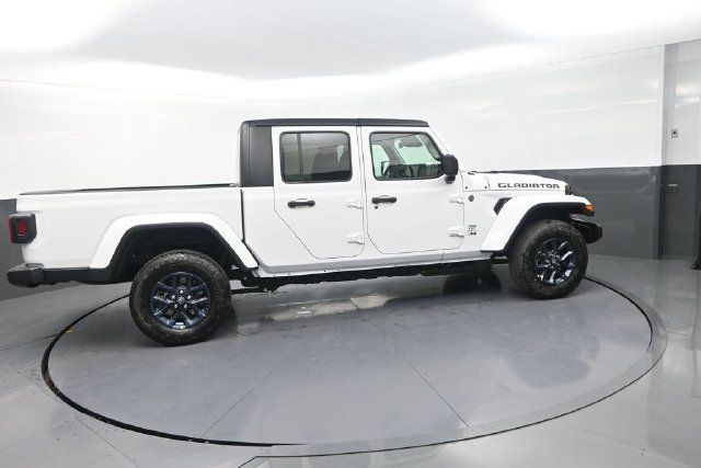 New 2026 Jeep Gladiator Sport AWD/4WD image 9