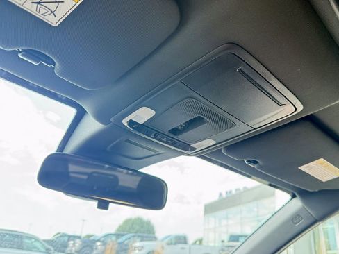 Used 2024 Honda CR-V Sport image 28