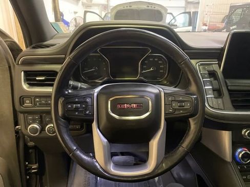 Used 2021 GMC Yukon SLT w/ SLT Luxury Plus Package image 13