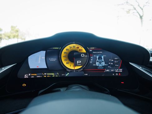 Used 2022 Ferrari SF90 Stradale image 57