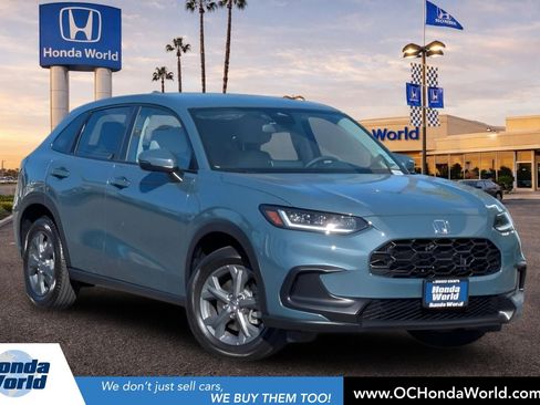 Certified 2026 Honda HR-V LX image 1