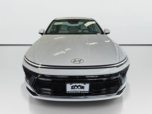 New 2026 Hyundai Sonata SEL AWD/4WD image 8
