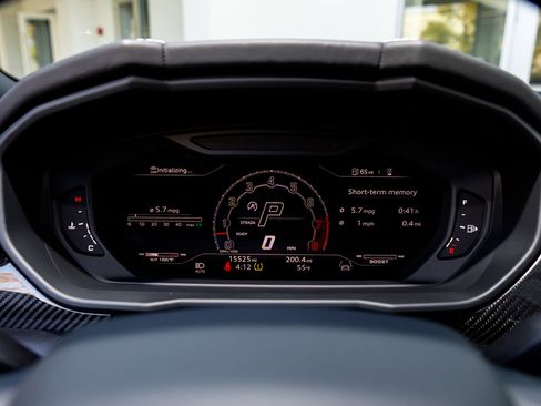 Used 2024 Lamborghini Urus Performante image 36