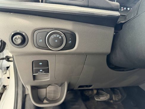 Used 2022 Ford Transit 250 148 High Roof AWD image 18
