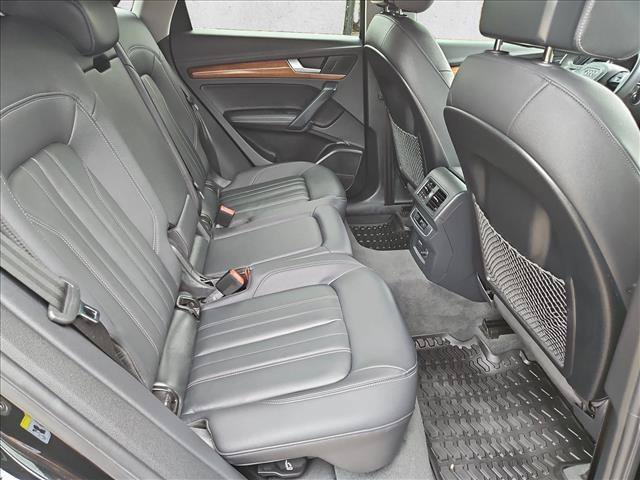 Used 2023 Audi Q5 2.0T Premium Plus w/ Premium Plus Package AWD/4WD image 21